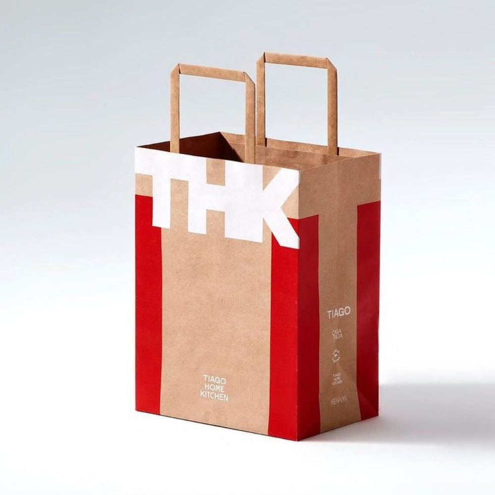 La nourriture écologique de recyclage d'impression personnalisée emporte les poignées de sac en papier kraft