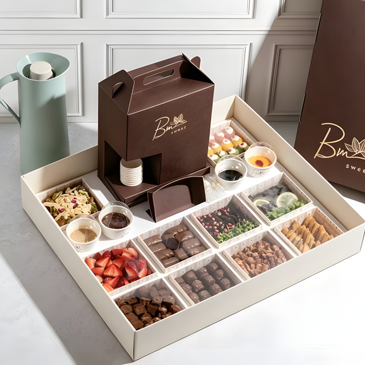 Custom Catering Takeaway Boxes for Desserts and Coffee