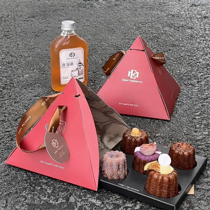 Custom Takeaway Small Pyramid Box for Bakery and Pastry