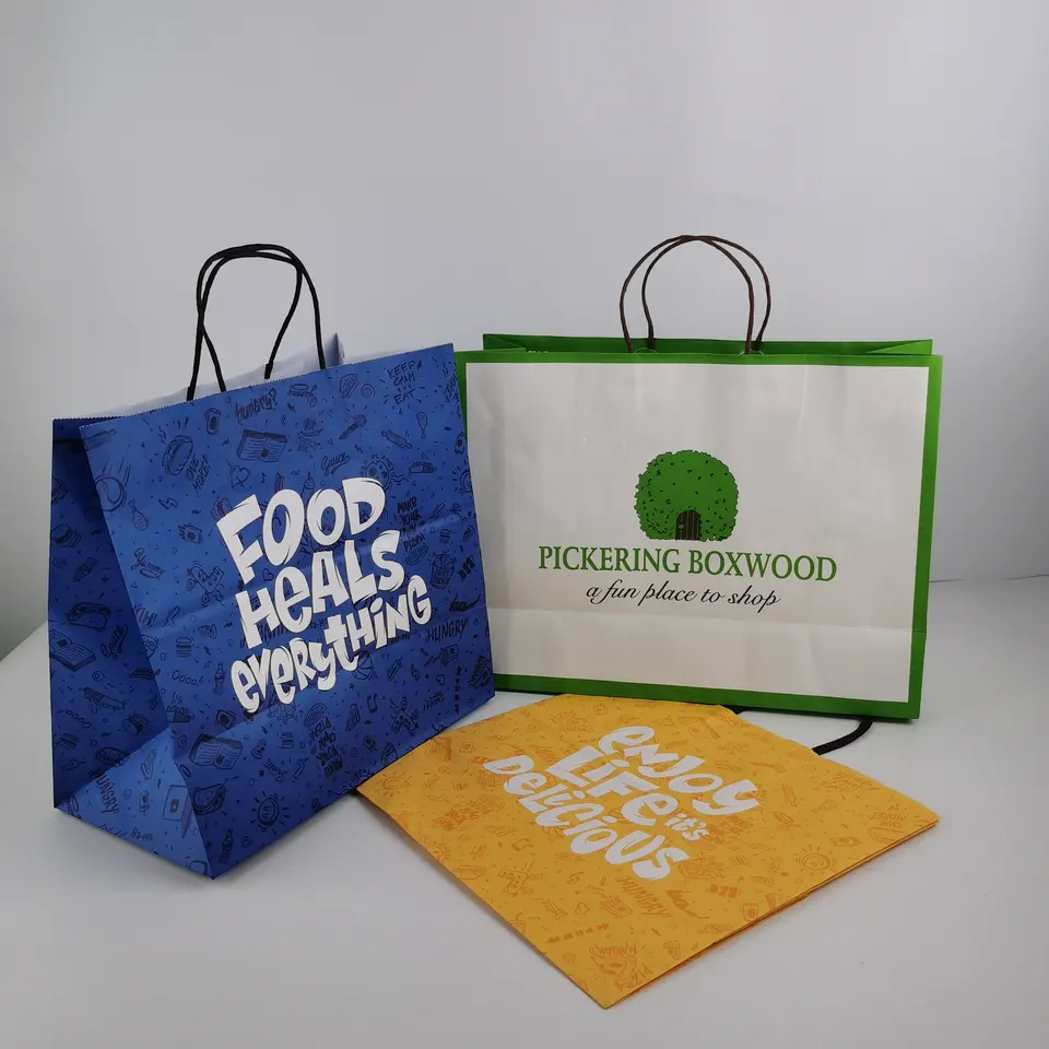 Bolsas de papel Kraft marrón biodegradables Empaquetado Bolsa de papel para llevar con asas