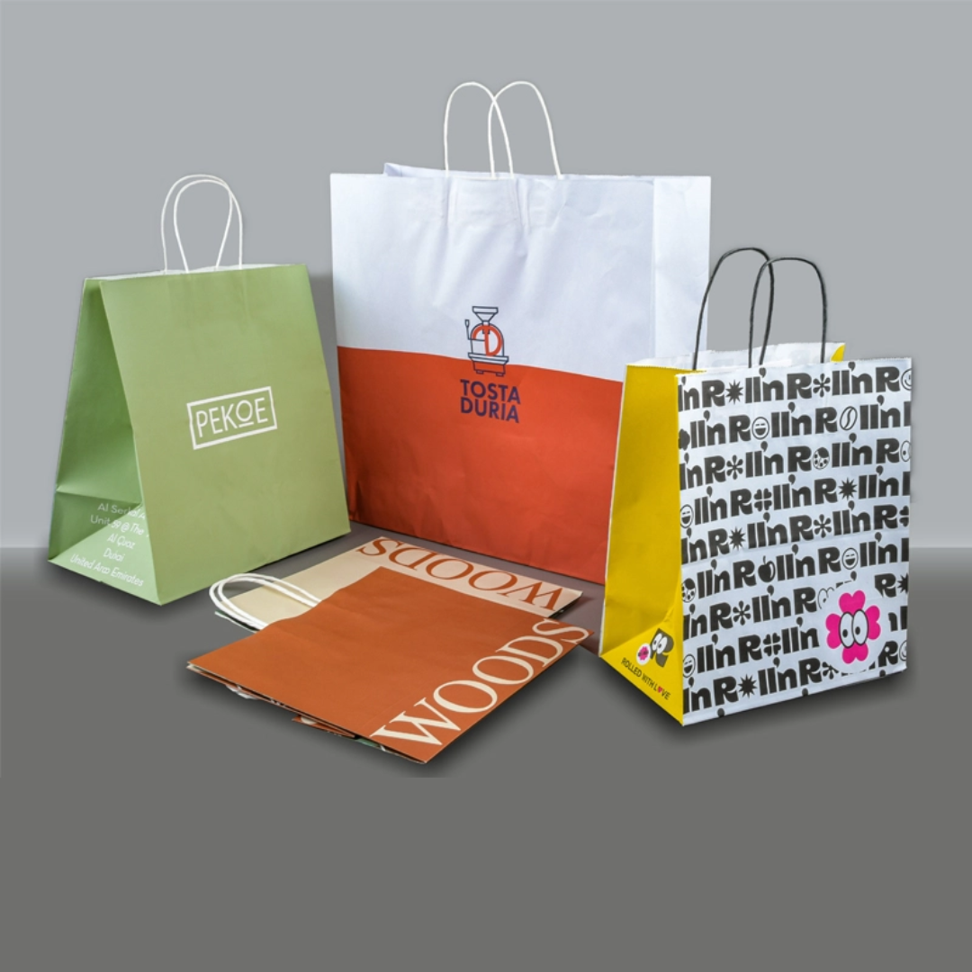 Bolsas de papel con su propio logotipo Comida para llevar Bolsa de papel kraft marrón con asa