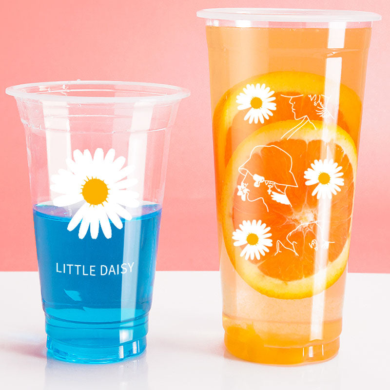 Tasses en plastique jetables de la boisson froide claire pp de logo d'impression faite sur commande avec des couvercles